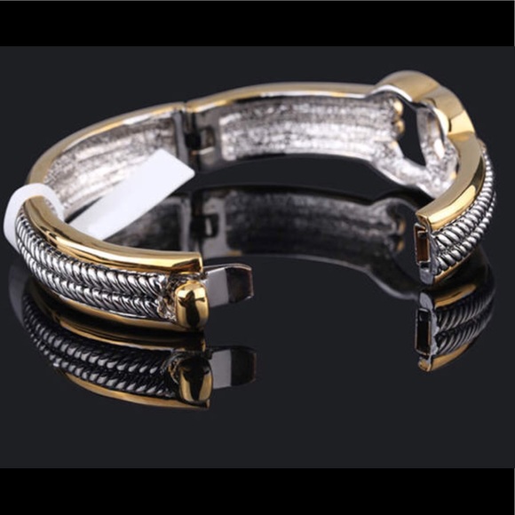 Twisted Cable Wire Bangle New - Picture 2 of 3